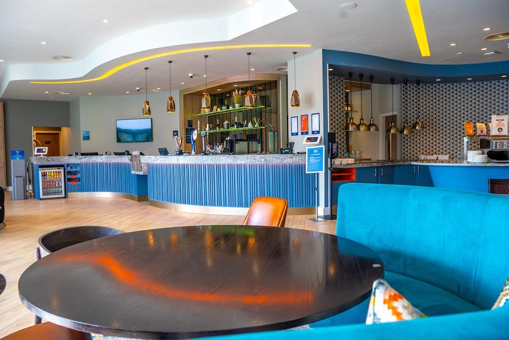 Hampton By Hilton Blackburn Блэкберн Экстерьер фото